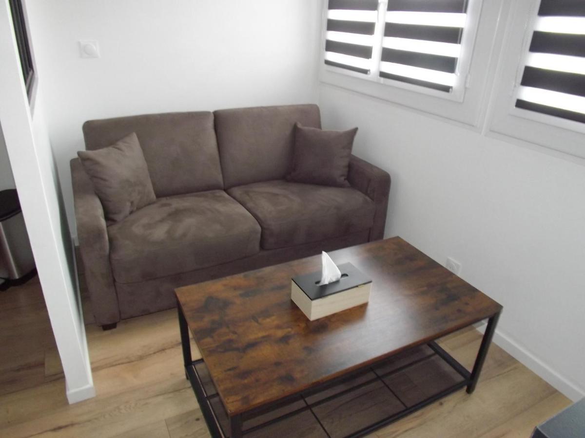 Appartement 12 บรีฟ-ลา-เกยยาร์ด ภายนอก รูปภาพ