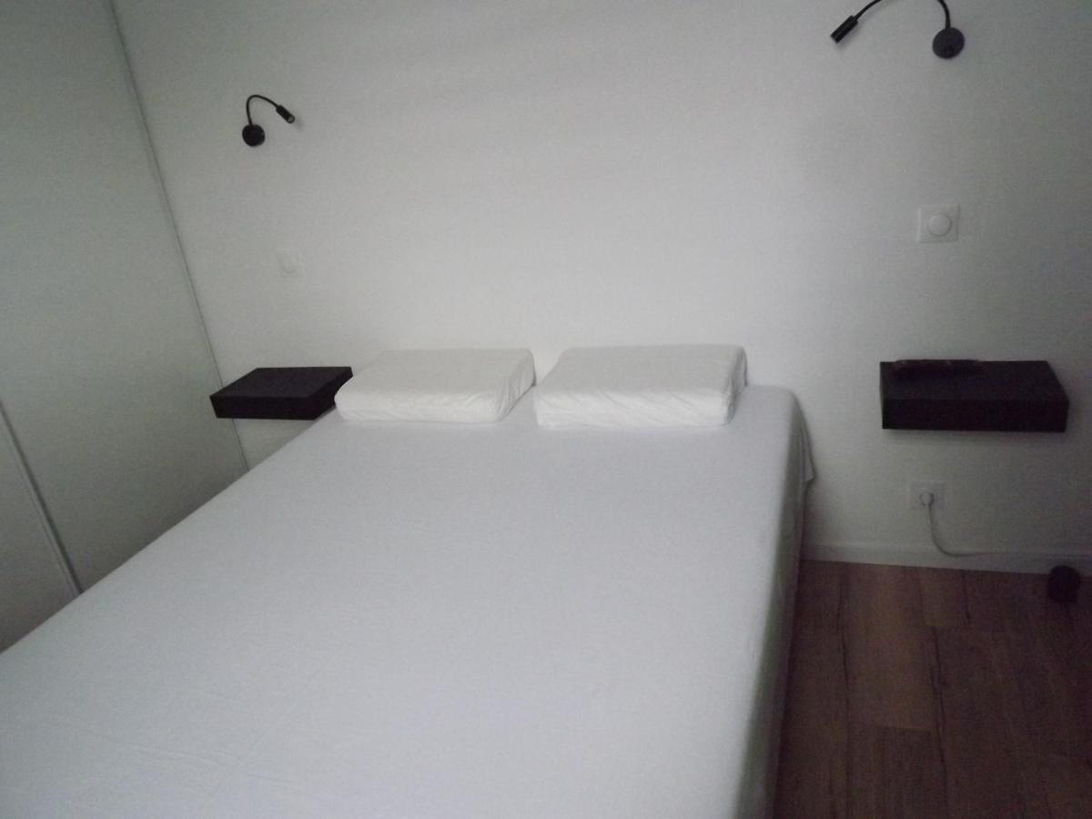 Appartement 12 บรีฟ-ลา-เกยยาร์ด ภายนอก รูปภาพ